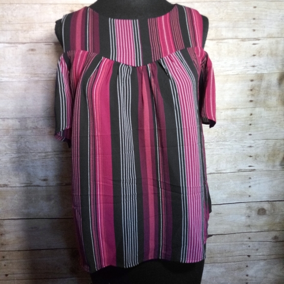 Monteau Los Angeles multi-colored stripe cold shoulder short sleeve shirt - Picture 1 of 7